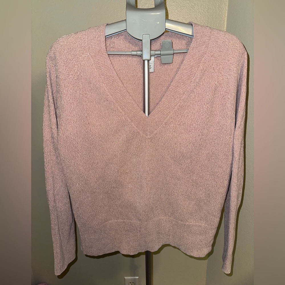 White House Black Market Mauve V-Neck Chenille Pullover